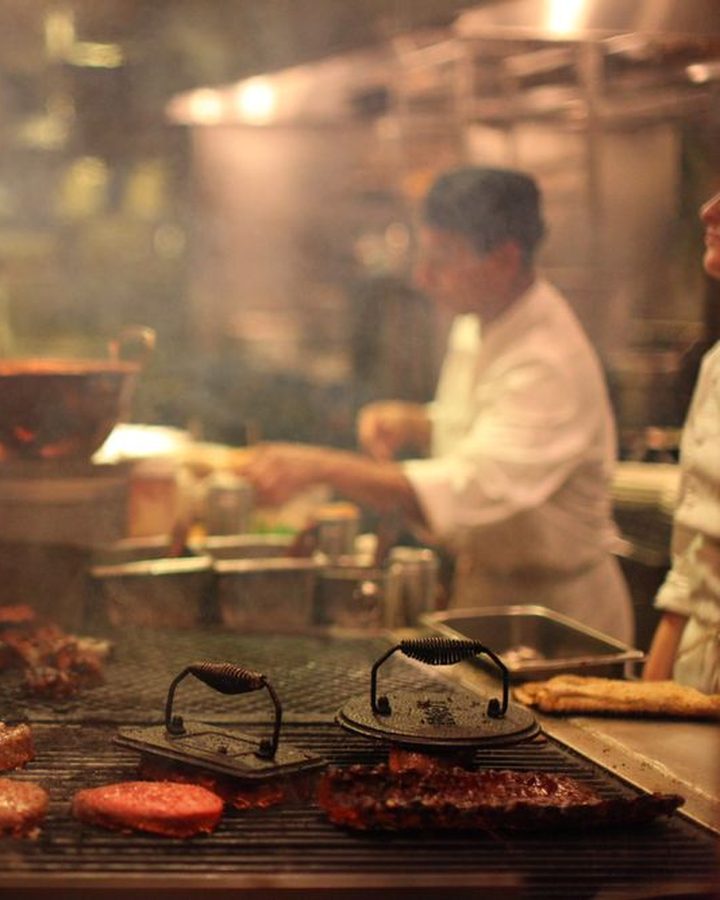 Chef (Hotel Buffet / Beach Bar)