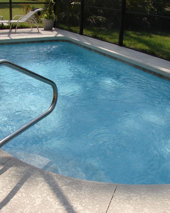 Pool & Hotel Maintenance Man